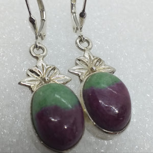 RUBINZOISIT Ohrringe Klappbrisur 925 Sterling Silber Rubin in Zoisit Blume
