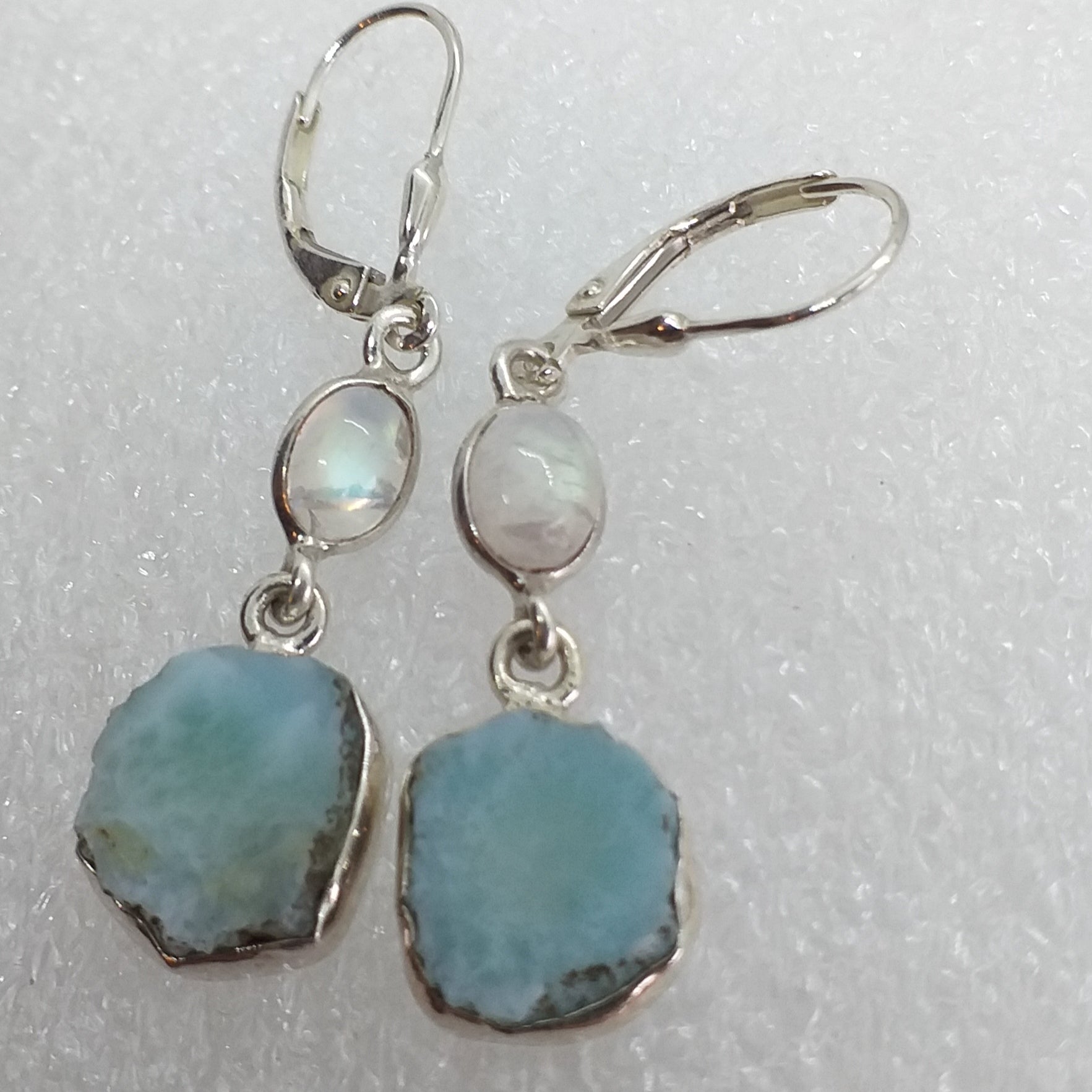 Natur LARIMAR Ohrringe Klappbrisur 925 Silber Brisur Ohrhänger roh Rohstein Mondstein