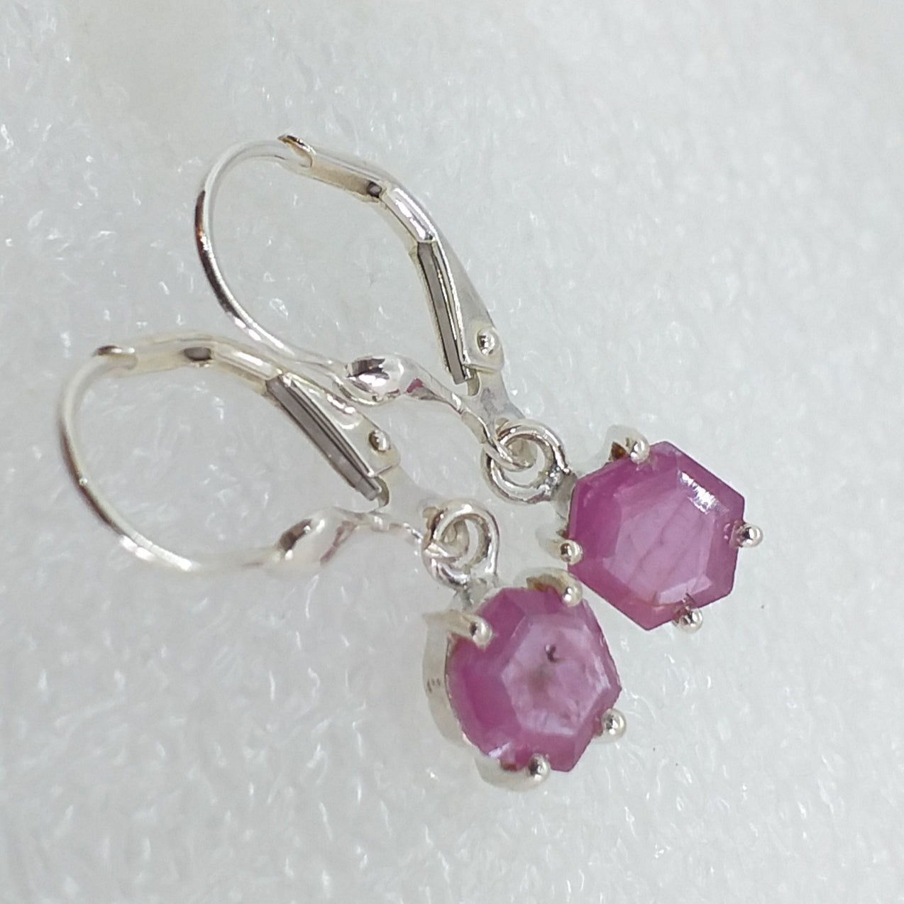 PINK SAFIR facett. Ohrringe 925 Sterling Silber SAPHIR Klappbrisur Ohrhänger
