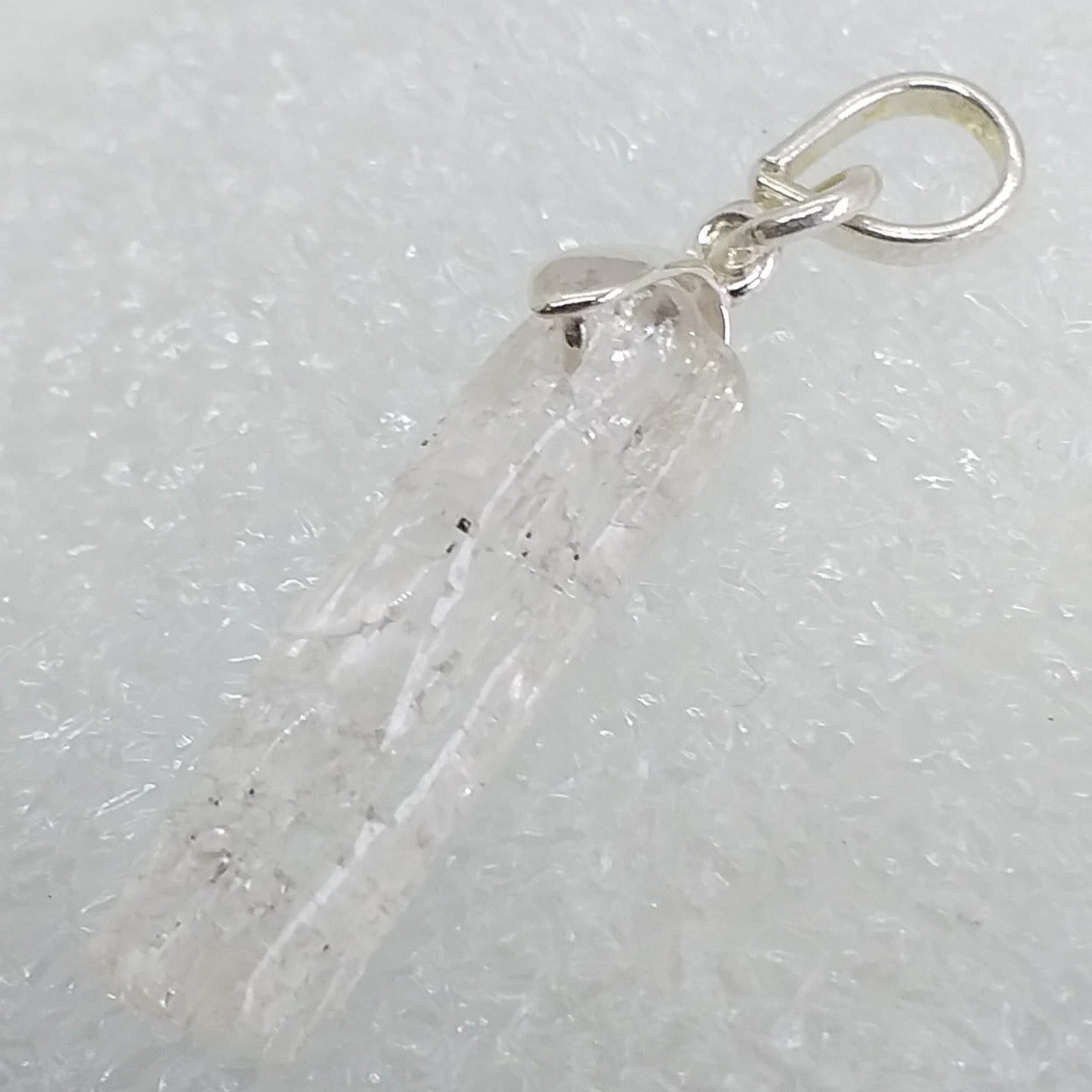 weißer Kunzit Anhänger 925 Sterling Silber Spdoumen Rohstein