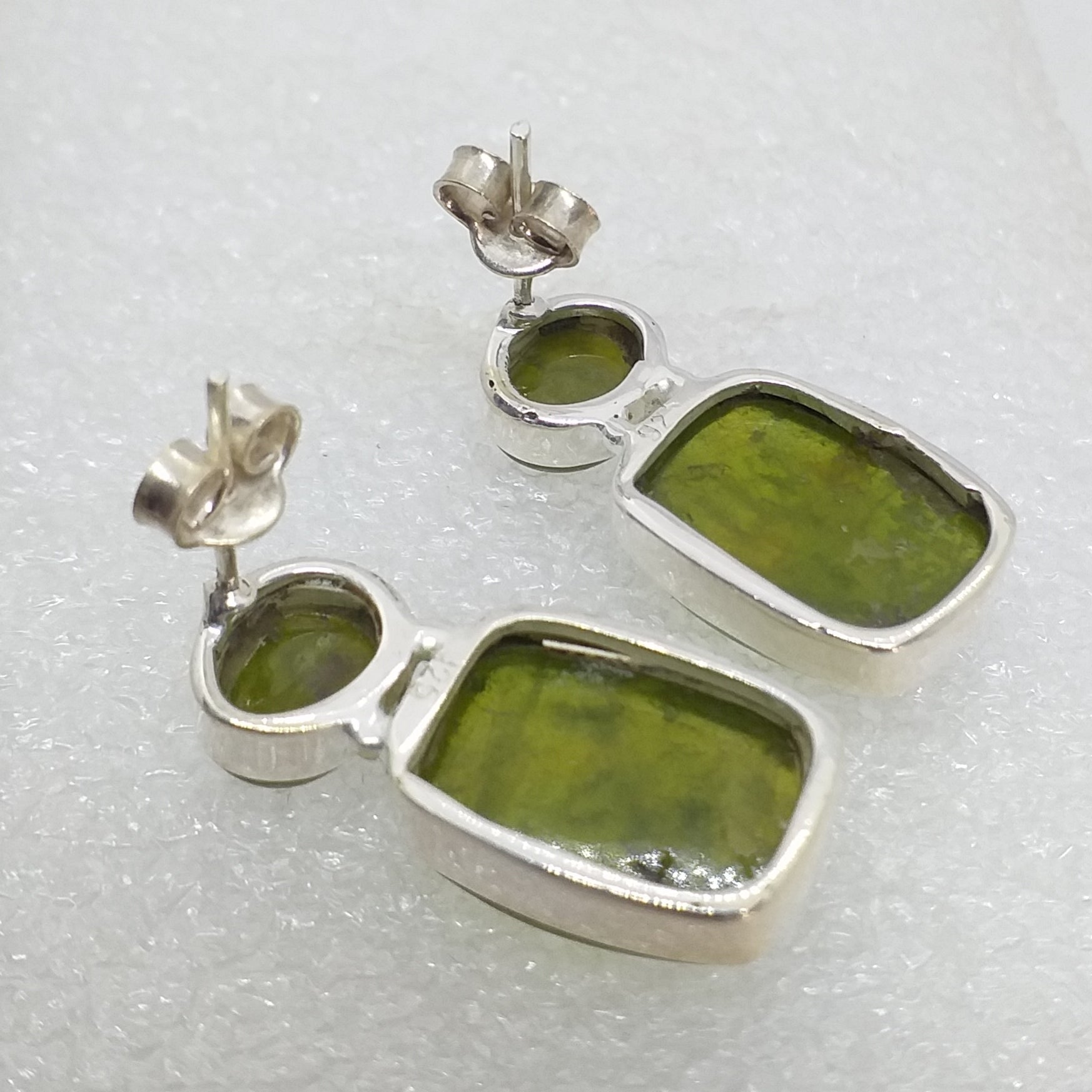 GROSSULAR Ohrringe Ohrstecker 925 Sterling Silber grüner Granat