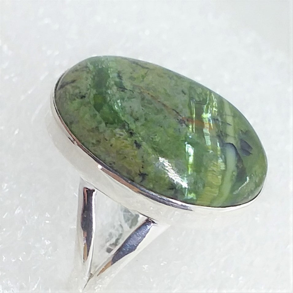 GRÜNER OPAL KATZENAUGE Ring Gr. 18 925 Silber oval